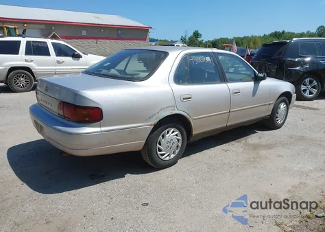 1996 Toyota Camry Dx/Le/Xle z USA, uszkodzony, nr VIN 4T1BG12K3TU772851